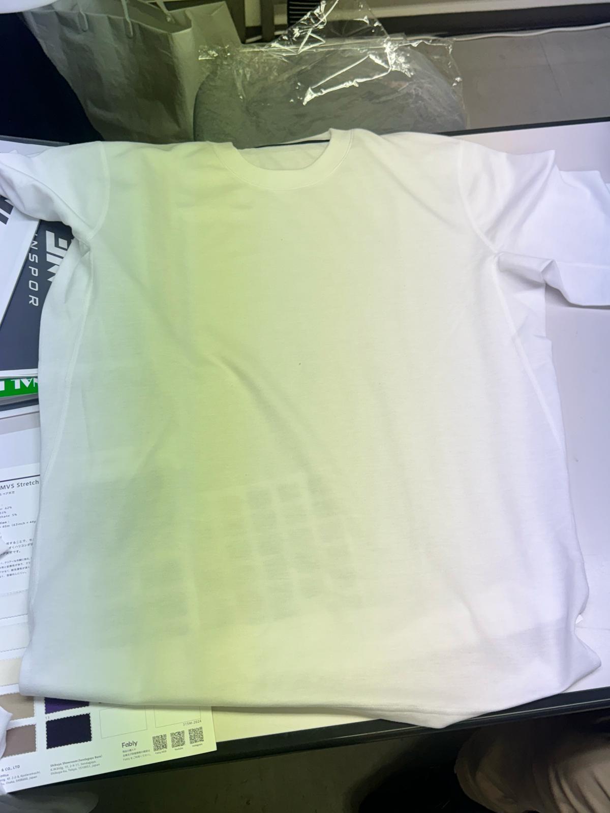 Short-sleeved t-shirt
